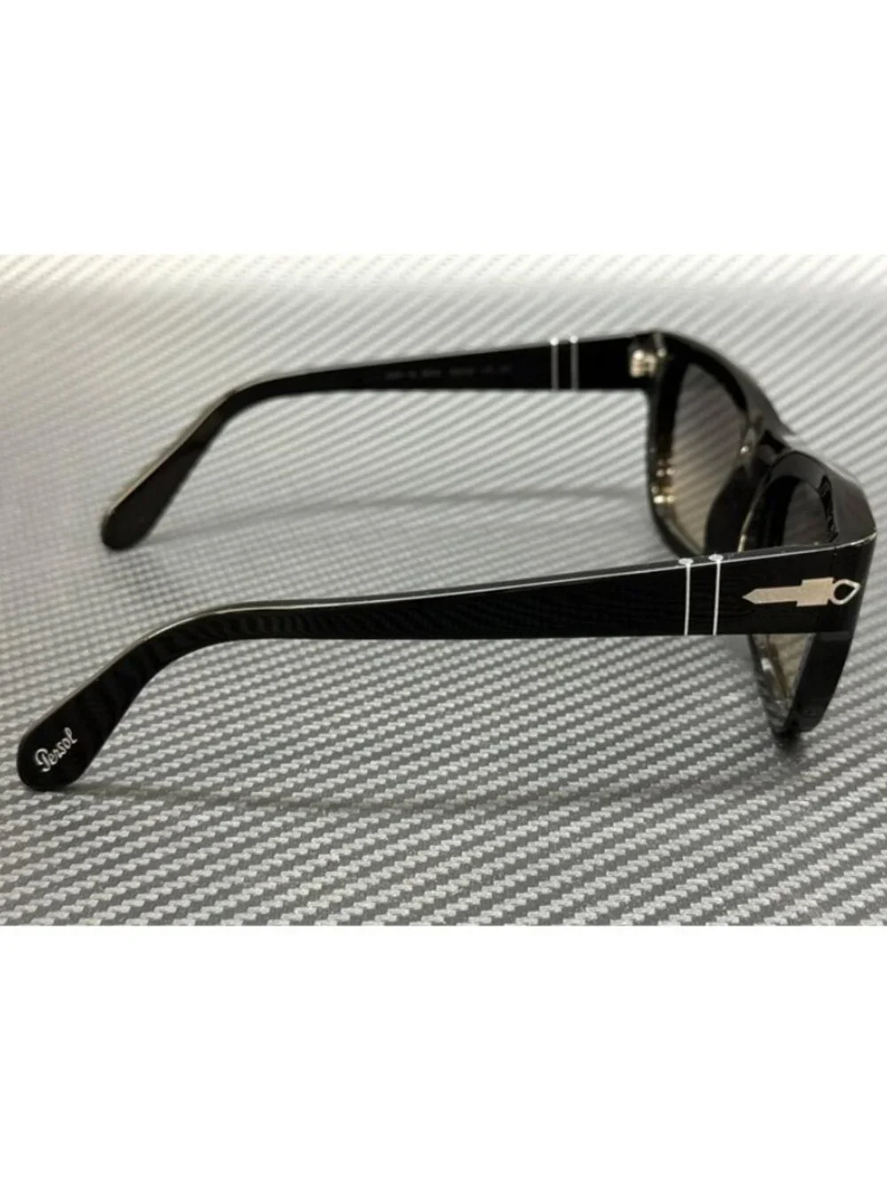 New Persol Men Black Sunglasses 56-20-145
